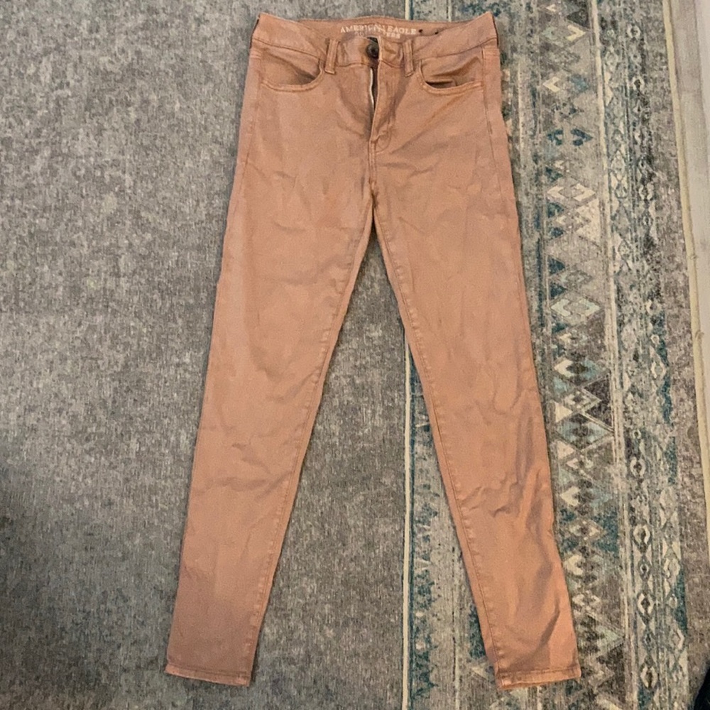 Pink American Eagle Jeggings.